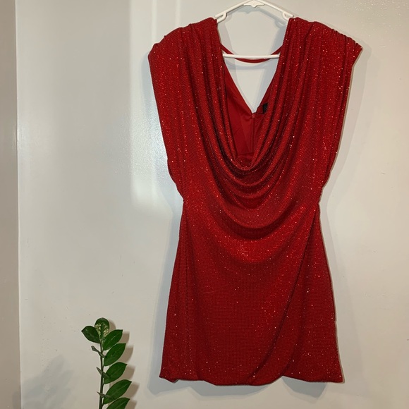 ZARA NWT SHORT DRESS WITH RHINESTONE SHOULDER PADS SIZE M red Valentine’s day - Picture 10 of 16